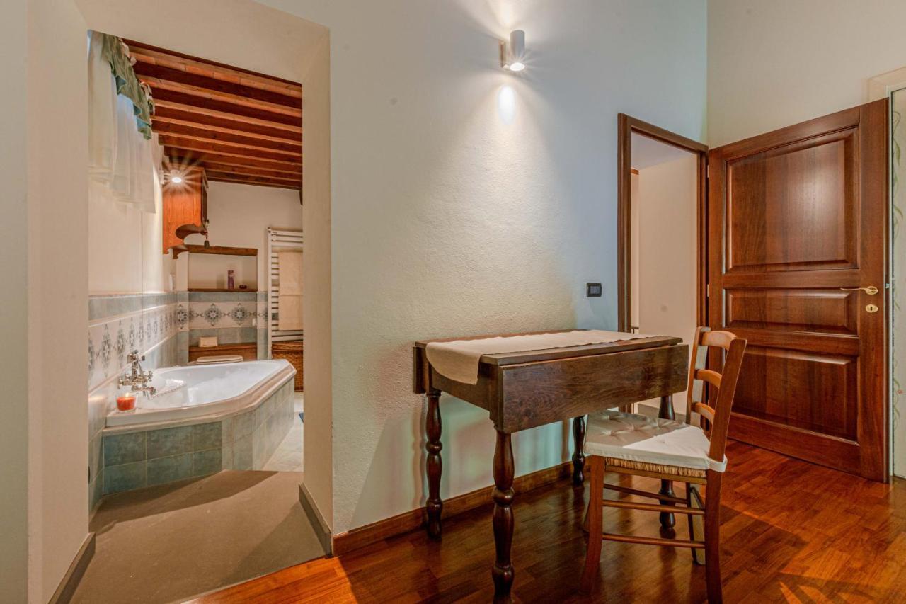 Casa Bici Appartement Chianni Buitenkant foto
